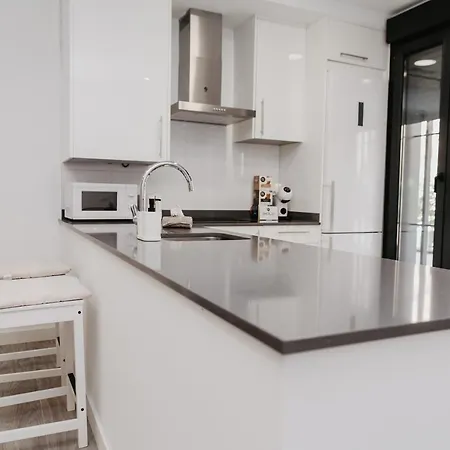 Nuevo Y Comodo Loft Junto A La Mezquita Apartman